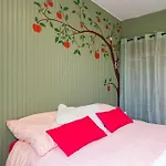 Le Pommier - D'hotes Bed & Breakfast 3*