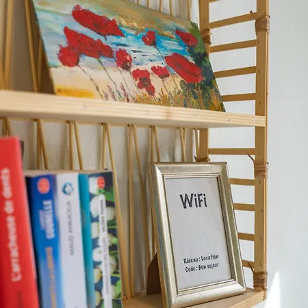 Le Pommier - D'hotes Bed & Breakfast 3*